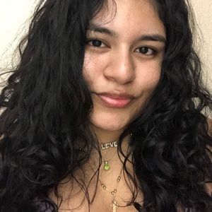 Meet your Posher, Yasmin